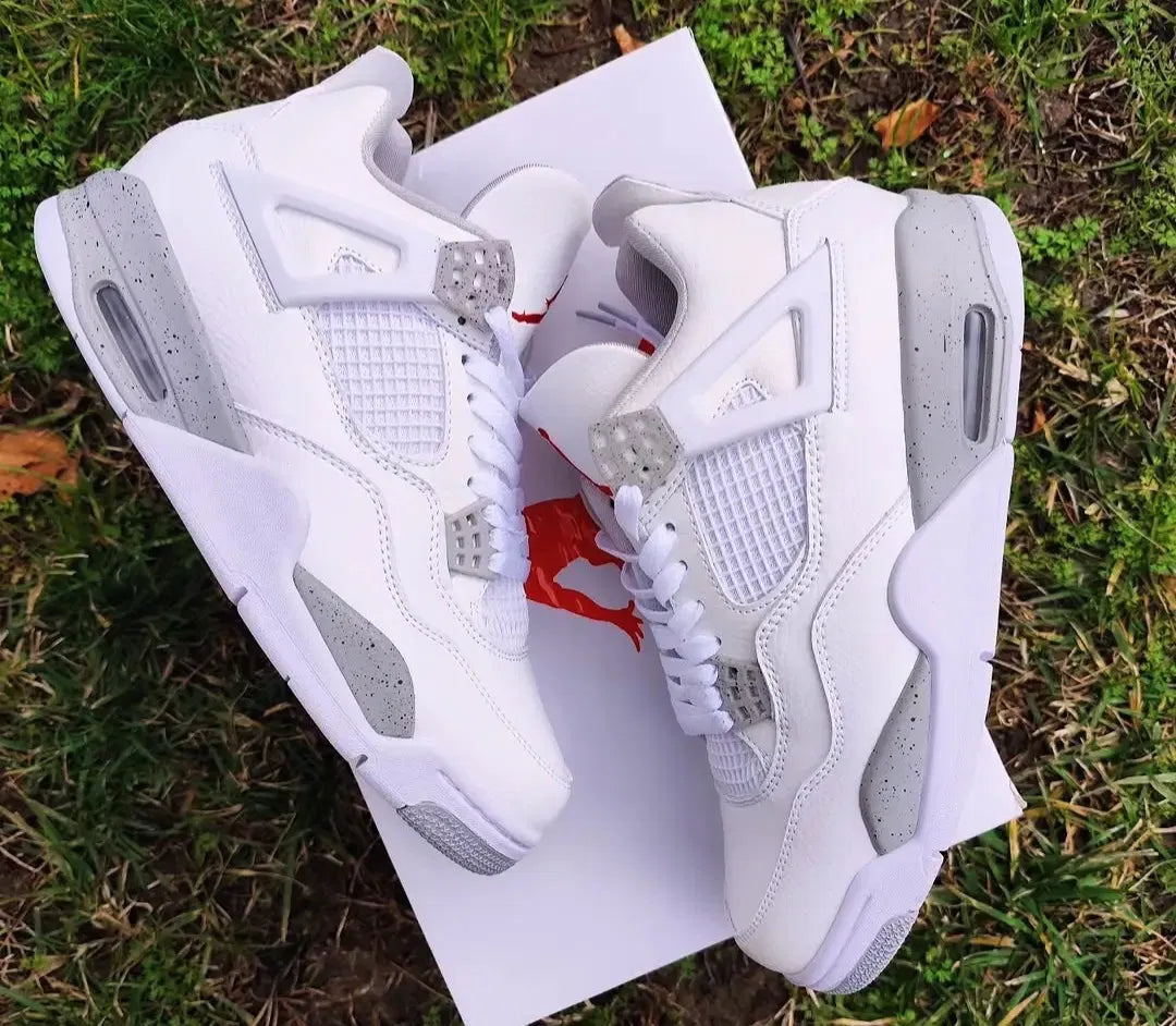 Air Jordan 4 Retro "White Oreo"