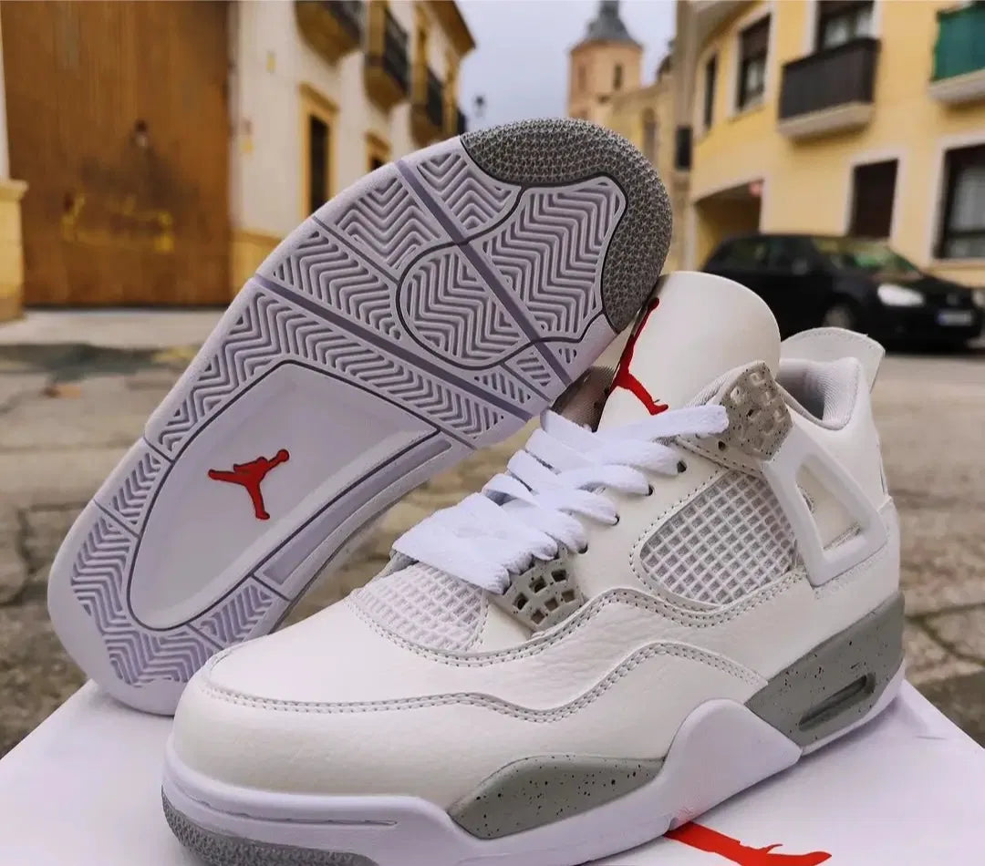 Air Jordan 4 Retro "White Oreo"