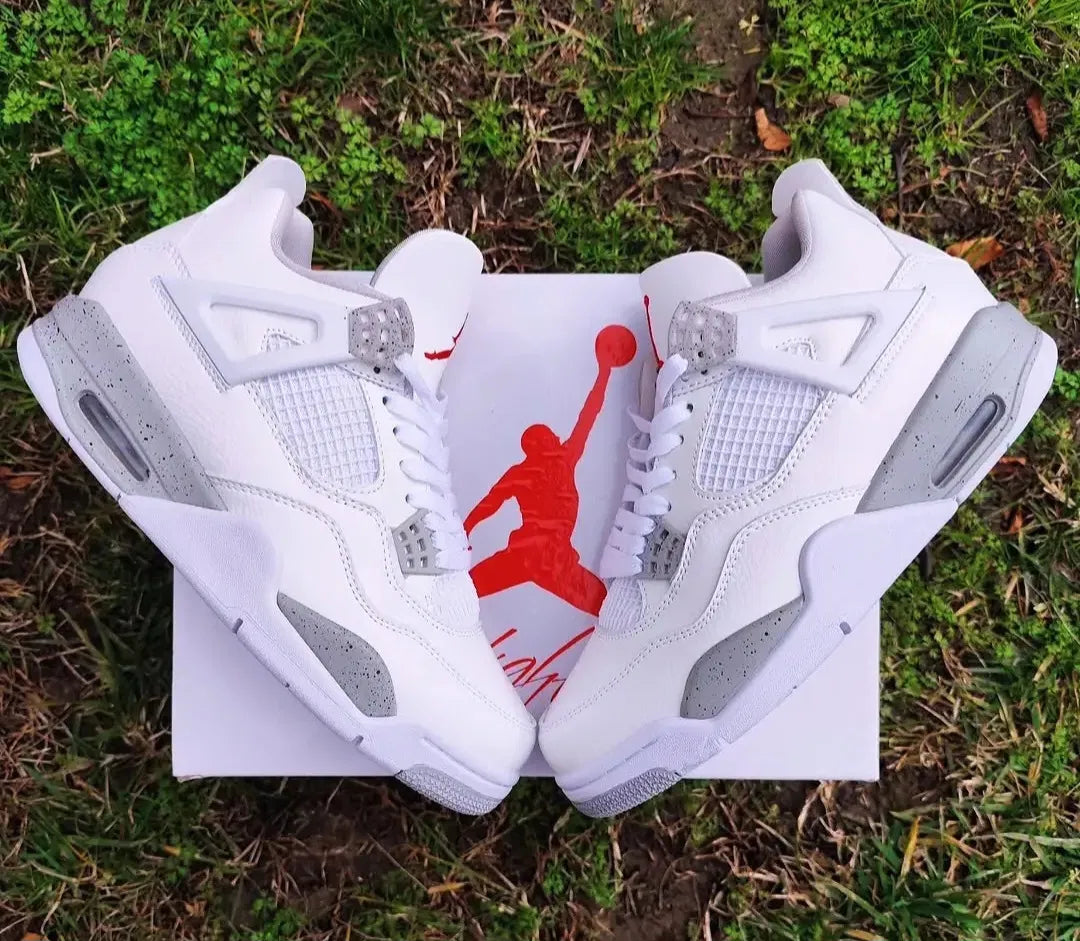 Air Jordan 4 Retro "White Oreo"