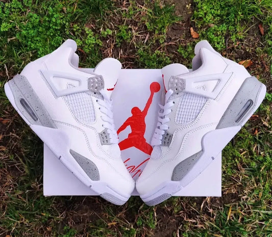 Air Jordan 4 Retro "White Oreo"