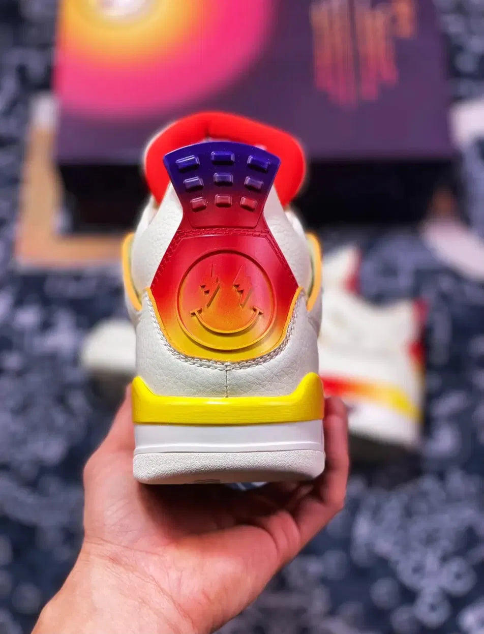 Air Jordan 4 Retro Arcoíris "White/Rainbow"
