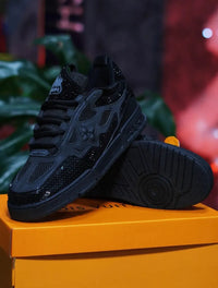 LV Diseñador "Total Black"