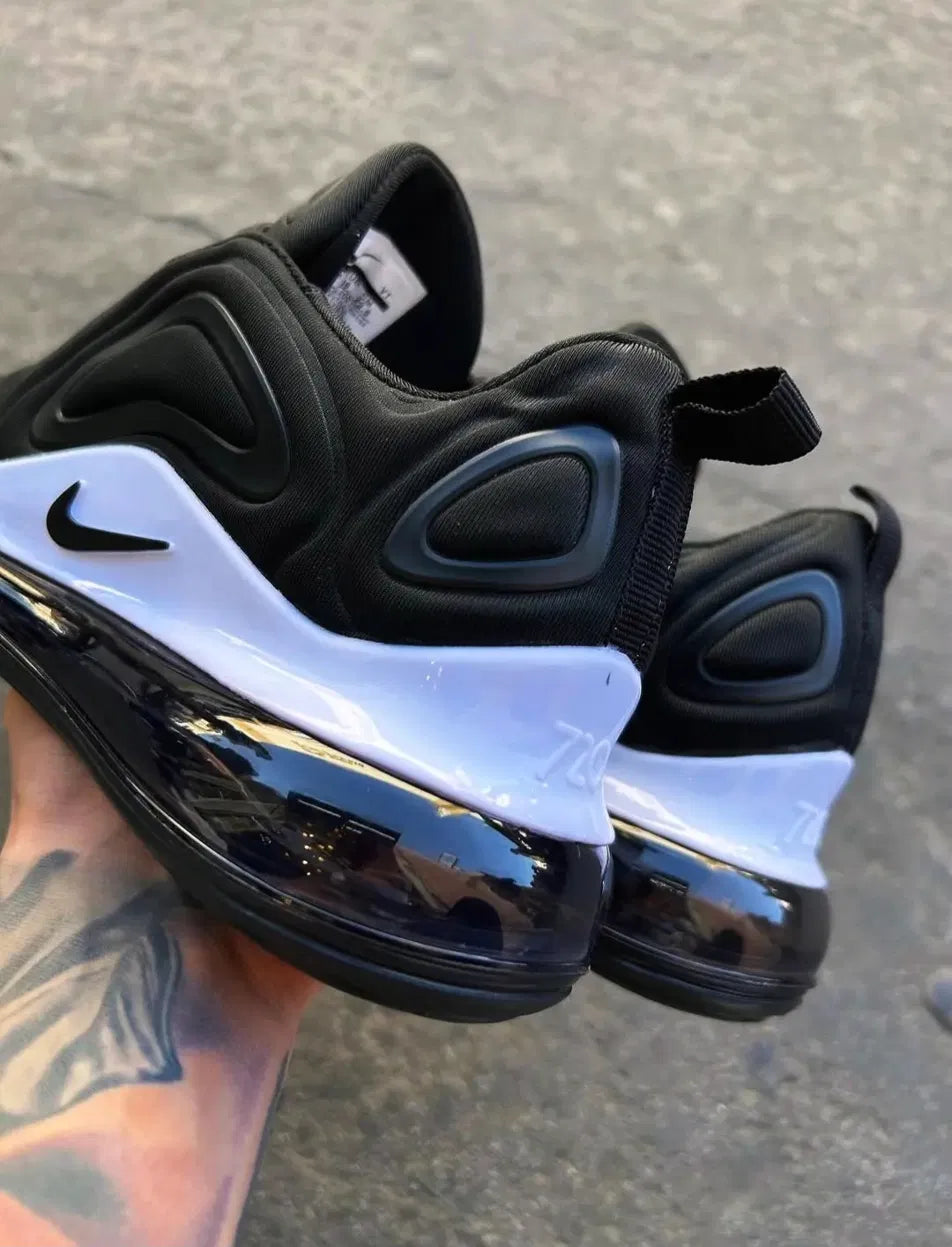 Nike Air Max 720 Tortuga Negros "Black/White"