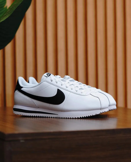 Nike Cortez Blancos "White/Black"