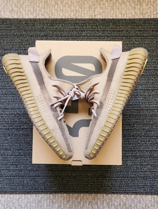 Yeezy Boost 350 V2 Cáfes "Earth"/Marrón Ceniza"