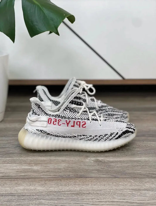 Yeezy Boost 350 V2 Oreo "Zebra"