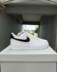 Nike Air Force 1 '07 — White/Black